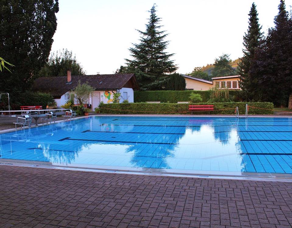 Schwimmbad in Oberharmersbach